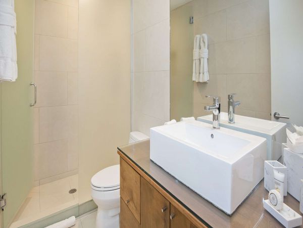 East Vail Golf Course Townhome 5 min walk to shuttle