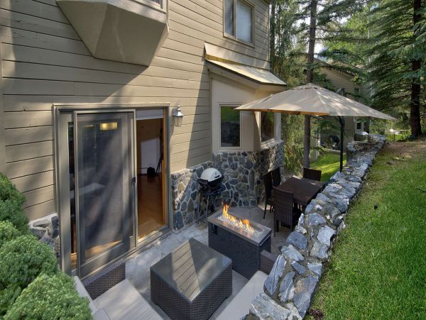 East Vail Golf Course Townhome 5 min walk to shuttle