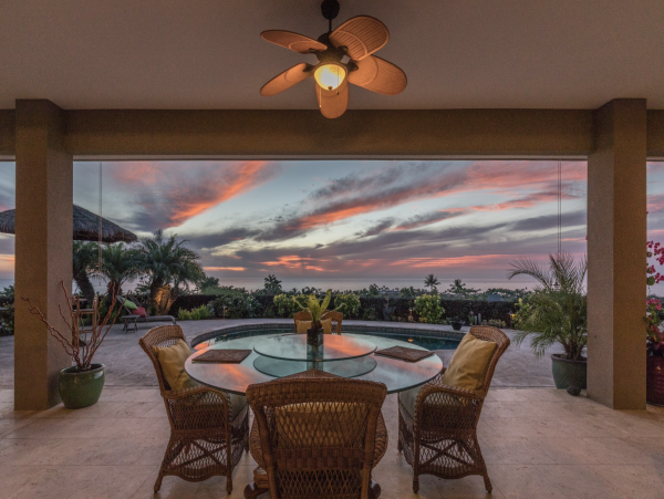 Ocean View 5 bedroom Indoor/Outdoor Living- Ocean View NEW ARRIVAL