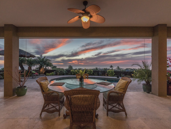 Ocean View 5 bedroom Indoor/Outdoor Living- Ocean View NEW ARRIVAL