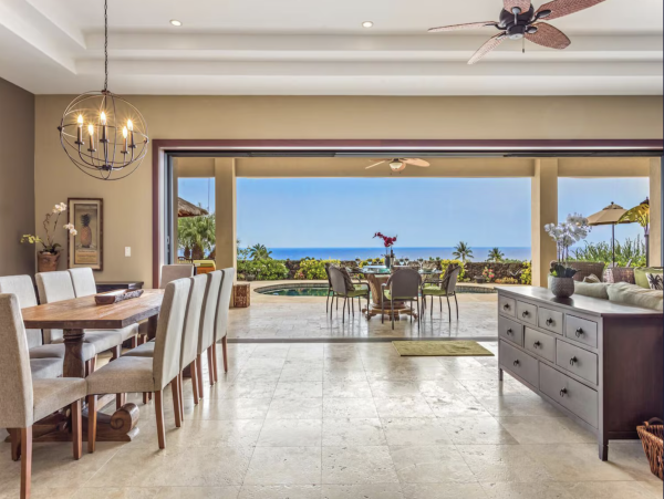 Ocean View 5 bedroom Indoor/Outdoor Living- Ocean View NEW ARRIVAL