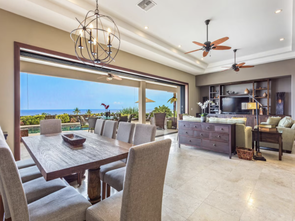 Ocean View 5 bedroom Indoor/Outdoor Living- Ocean View NEW ARRIVAL