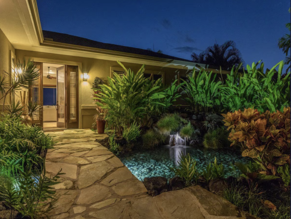 Ocean View 5 bedroom Indoor/Outdoor Living- Ocean View NEW ARRIVAL