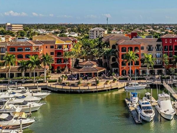 Three Bedroom Vacation Condo in Marco Island Bay Views