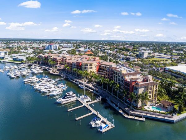 Three Bedroom Vacation Condo in Marco Island Bay Views