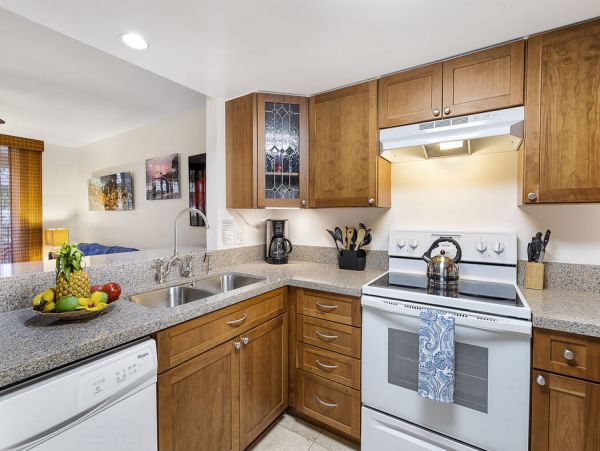 Charming 2 bedroom 2 Bath