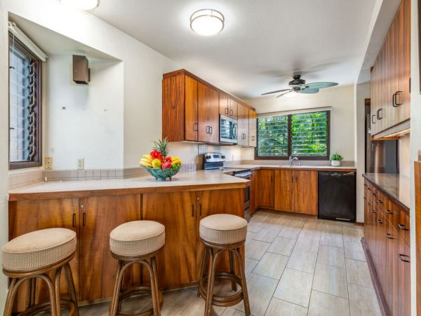 Kona Coast 3 Bedroom Ocean View Rental