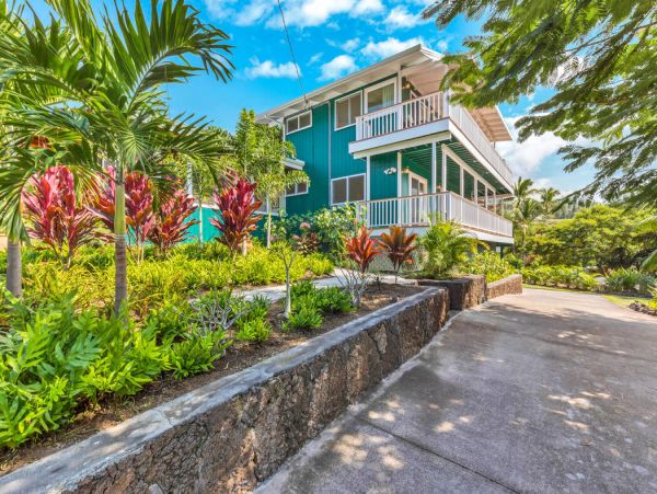 Beautiful Vacation Rental 4 Bedroom in Kailua-Kona