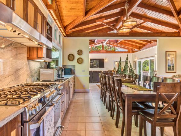 Beautiful Vacation Rental 4 Bedroom in Kailua-Kona