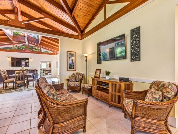 Beautiful Vacation Rental 4 Bedroom in Kailua-Kona