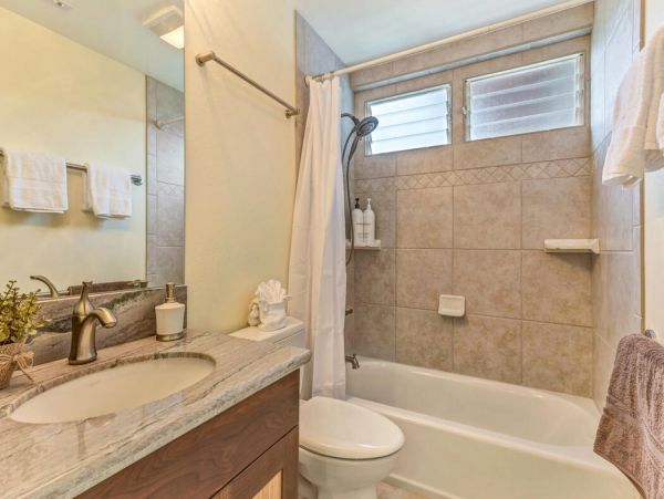 Beautiful Vacation Rental 4 Bedroom in Kailua-Kona