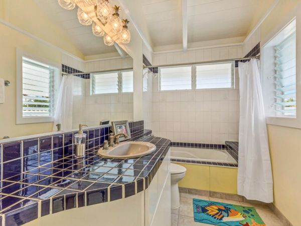 Beautiful Vacation Rental 4 Bedroom in Kailua-Kona
