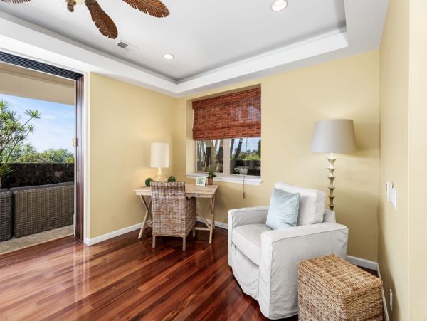 Tropical Luxury Retreat in Kailua Kona: Spacious 4-Bedroom Home with Pool & Stunning Views