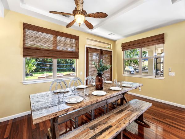Tropical Luxury Retreat in Kailua Kona: Spacious 4-Bedroom Home with Pool & Stunning Views