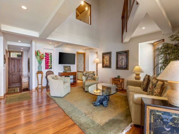 Full Ocean Views with 3 Bedrooms