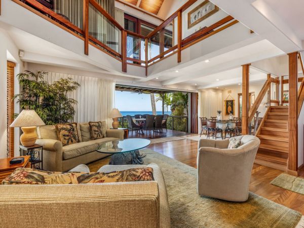 Full Ocean Views with 3 Bedrooms