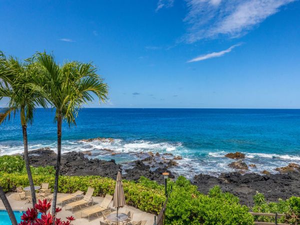 Full Ocean Views with 3 Bedrooms