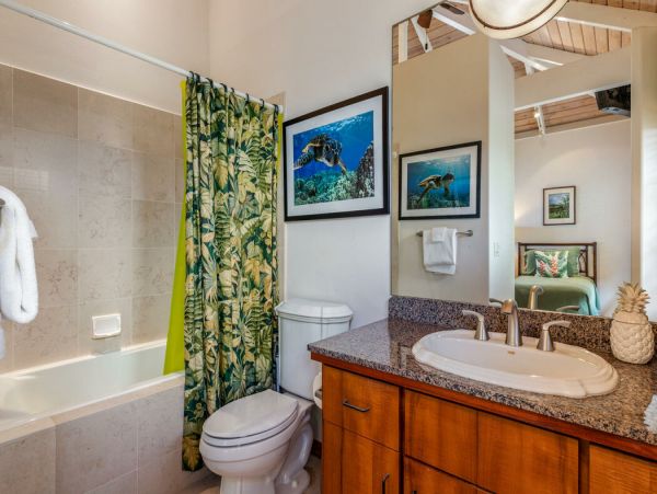 Full Ocean Views with 3 Bedrooms