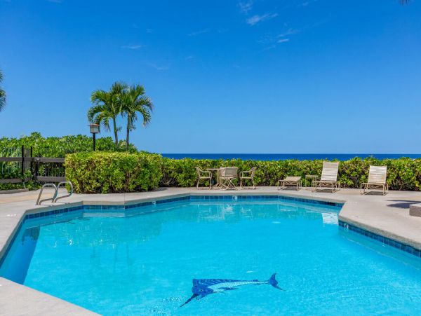 Full Ocean Views with 3 Bedrooms
