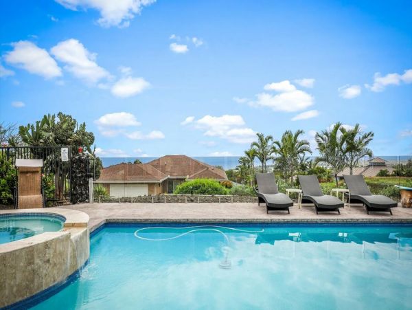 Big Island Vacation Rental Kona - Luxury Home with Pool, Rooftop Deck & Ocean Views