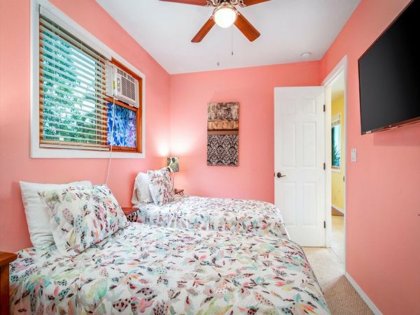 Big Island Vacation Rental Kona - Luxury Home with Pool, Rooftop Deck & Ocean Views