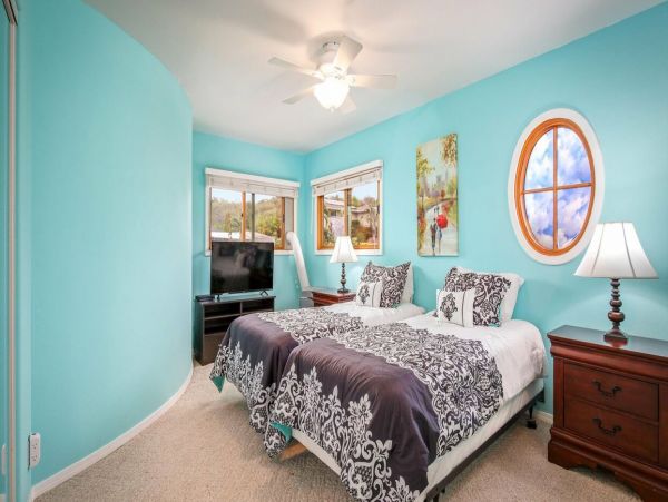 Big Island Vacation Rental Kona - Luxury Home with Pool, Rooftop Deck & Ocean Views
