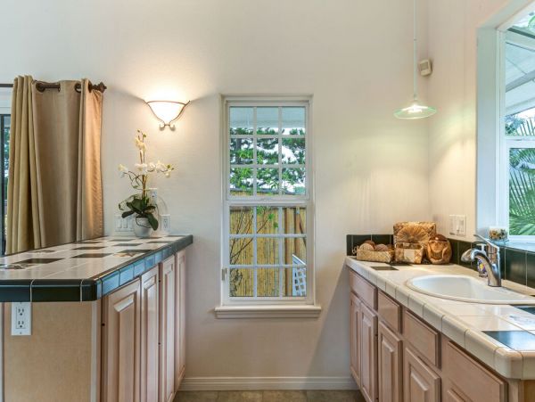 Only 150 Ft From The Beach Pure Luxury