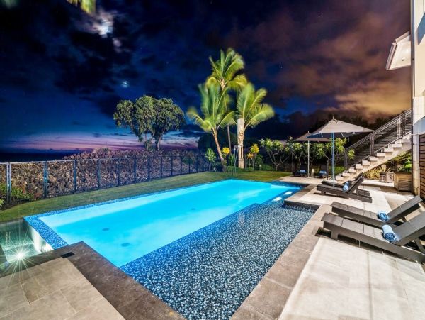 Gorgeous Kailua-Kona Vacation Home with Private Pool & Views