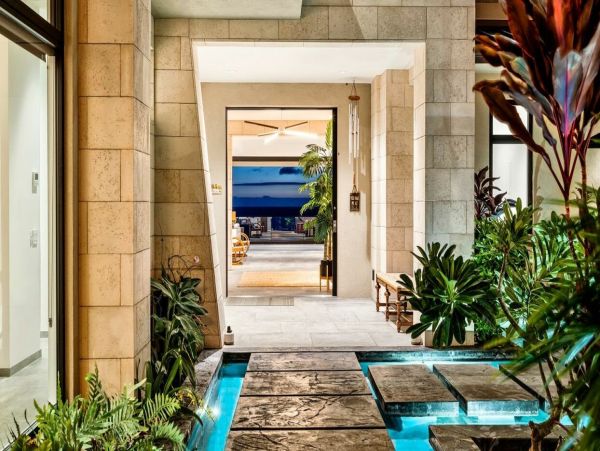 Gorgeous Kailua-Kona Vacation Home with Private Pool & Views