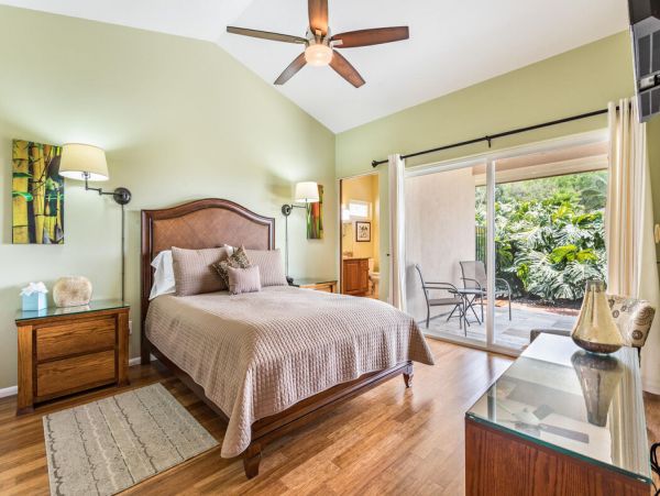 Three Bedroom Luxurious Hawaiian Retreat in Kailua Kona