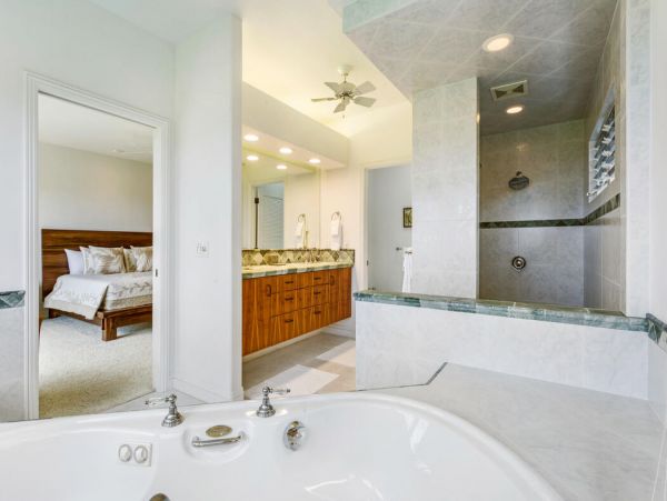 Ocean View 4 Bedroom with Pool and Spa