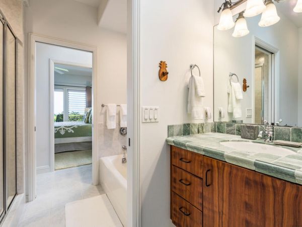 Ocean View 4 Bedroom with Pool and Spa