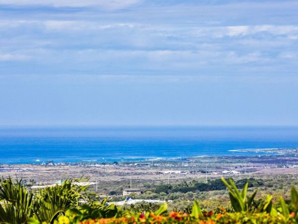 Ocean View 4 Bedroom with Pool and Spa