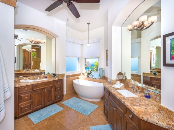 Ocean View 4 bedroom with Private Pool