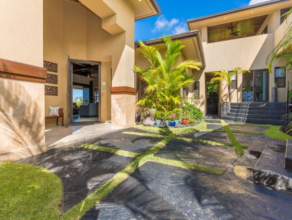 Ocean View 4 bedroom with Private Pool