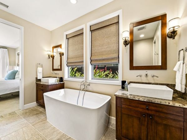 Cozy Property, Sleeps 8