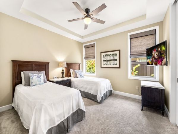 Cozy Property, Sleeps 8