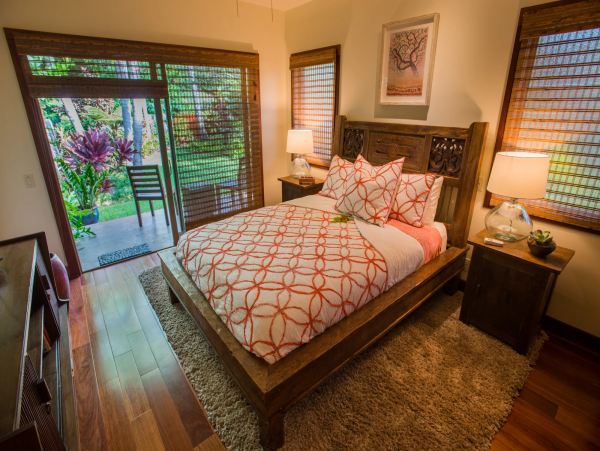 Elegant Kona Coast Retreat with Panoramic Ocean Views & Infinity Pool