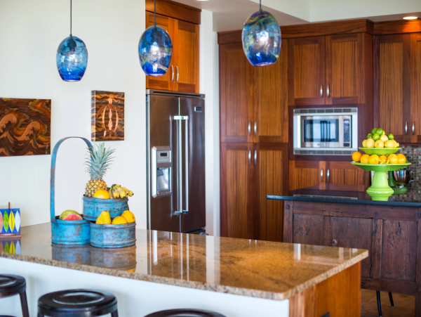 Elegant Kona Coast Retreat with Panoramic Ocean Views & Infinity Pool