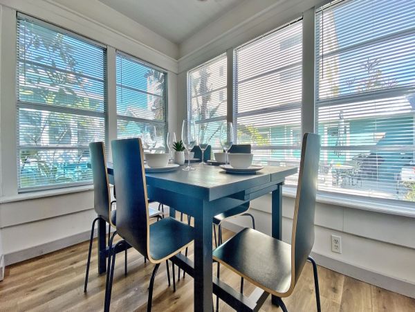 Cozy Coastal Gem Vacation Home In Indian Shores Four Guests