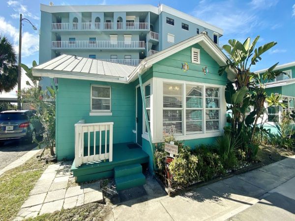 Cozy Coastal Gem Vacation Home In Indian Shores Four Guests