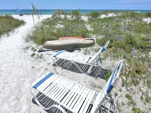 Cozy Coastal Gem Vacation Home In Indian Shores Four Guests