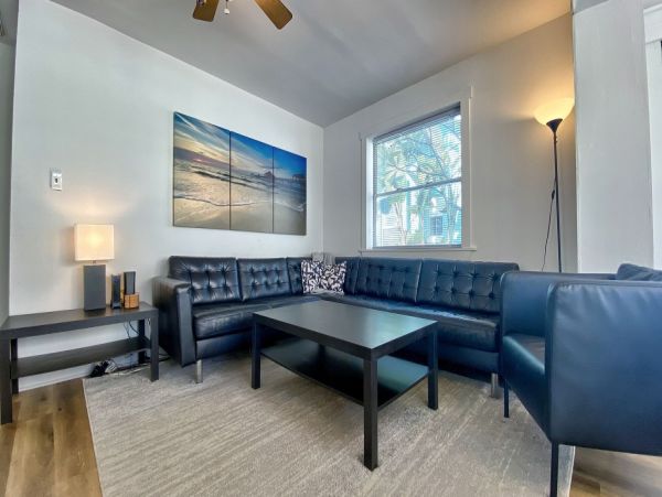 Cozy Coastal Gem Vacation Home In Indian Shores Four Guests
