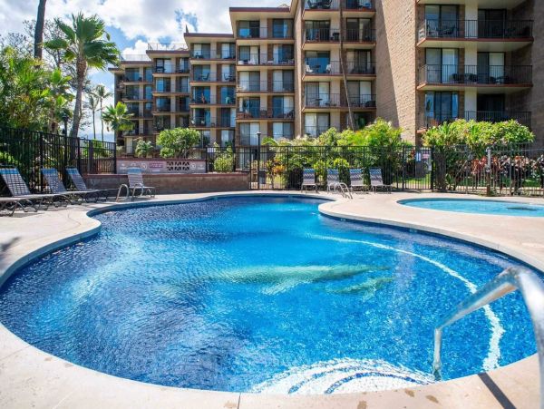 Spacious & Comfortable Vacation Condo in Kihei Walk To Beach