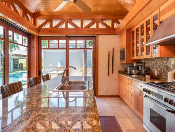Hawaii Luxury Vacation Rental - Kohala Coast Resort Villa with Pool & Beach Club Access