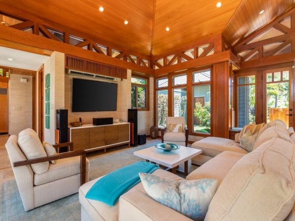 Hawaii Luxury Vacation Rental - Kohala Coast Resort Villa with Pool & Beach Club Access