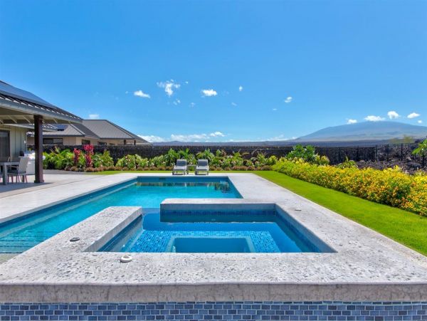Luxury Three Bedroom Vacation Home in Waikoloa