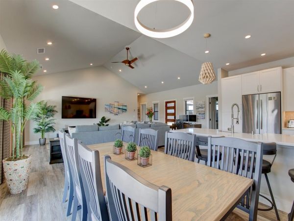 Luxury Three Bedroom Vacation Home in Waikoloa