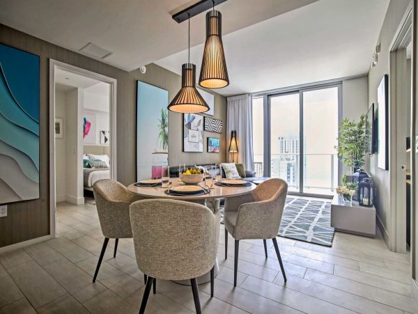 Hollywood FL Chic Vacation Condo Just Steps from the Beach