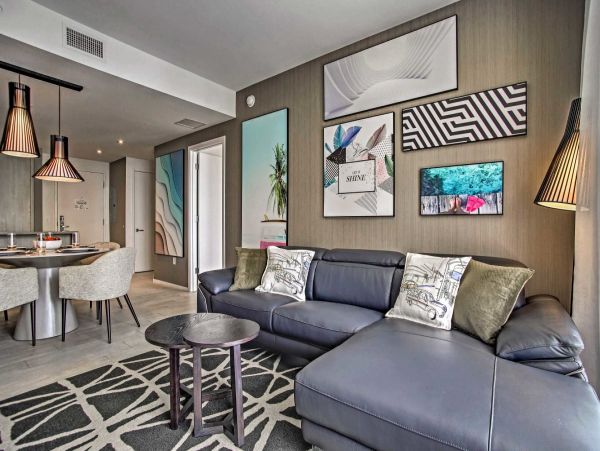 Hollywood FL Chic Vacation Condo Just Steps from the Beach